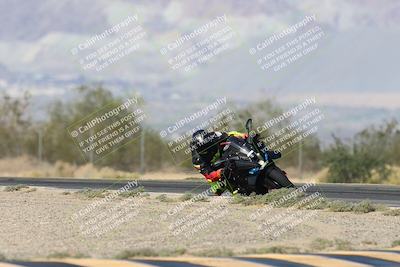 media/Nov-16-2025-Race Pace (Sun) [[8c5fa54630]]/Verified Riders/2-Turn 7 (945am)/